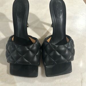 Bottega Veneta classic black mules